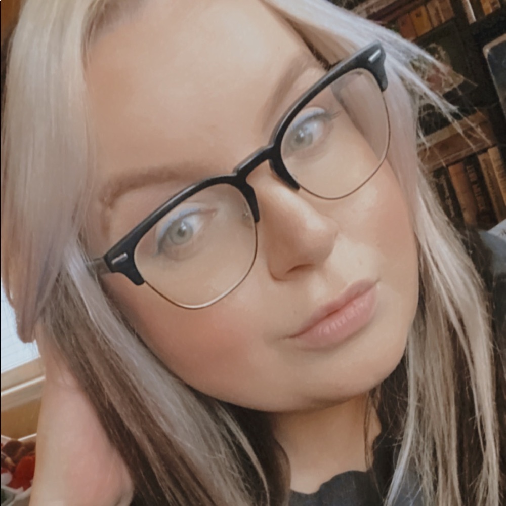 Meet your Posher, Jana